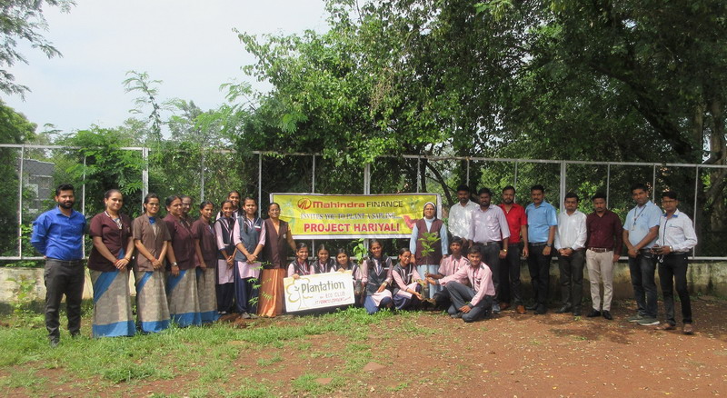 Plantation by ECO-CLUB. Organized by Mahindra Finance... RAISEN 